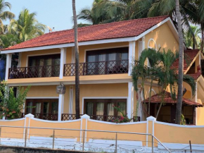 Casa Candolim Beach Front